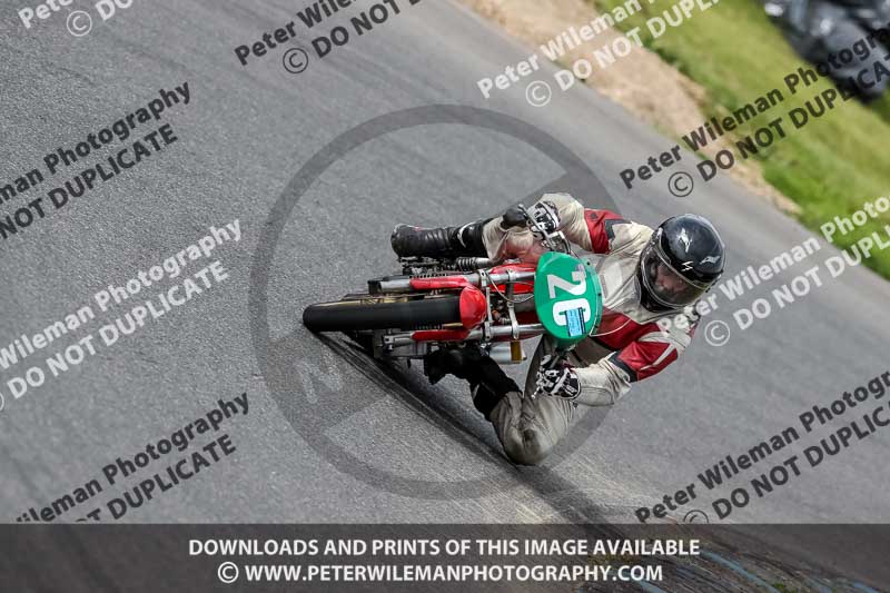 enduro digital images;event digital images;eventdigitalimages;lydden hill;lydden no limits trackday;lydden photographs;lydden trackday photographs;no limits trackdays;peter wileman photography;racing digital images;trackday digital images;trackday photos